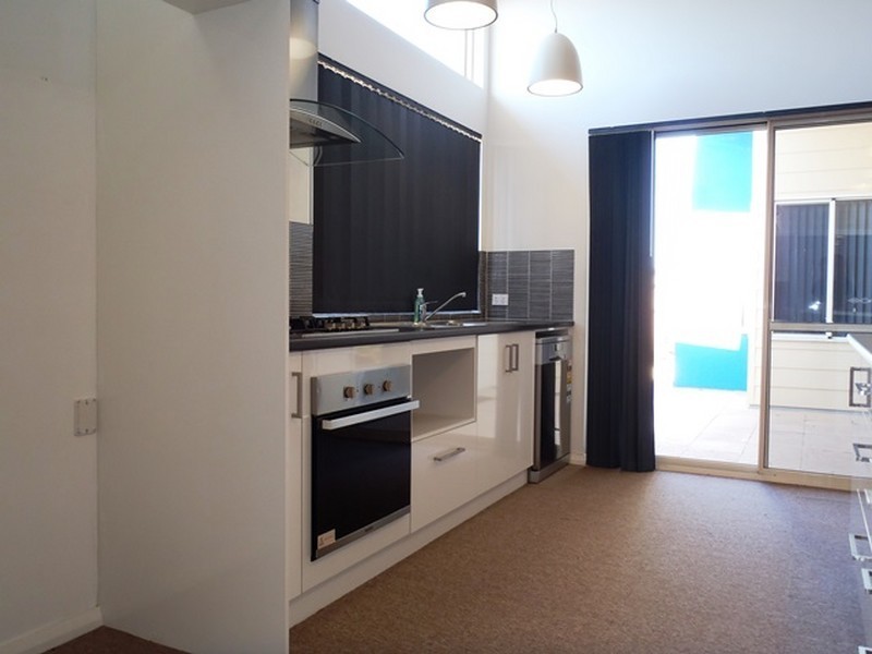 15 Breaker Street, Yanchep WA 6035