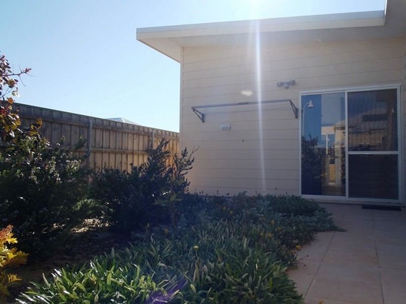 15 Breaker Street, Yanchep WA 6035