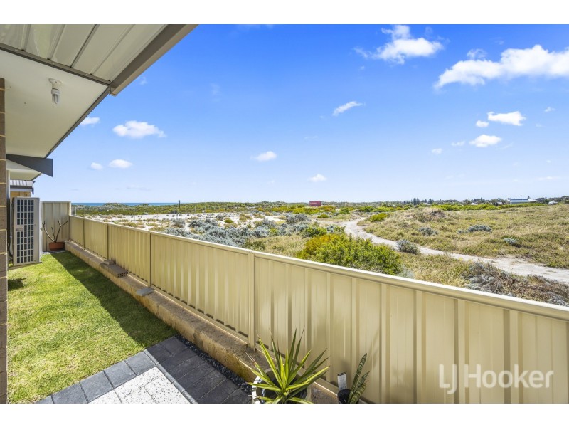 12 Cowaramup Loop, Two Rocks WA 6037