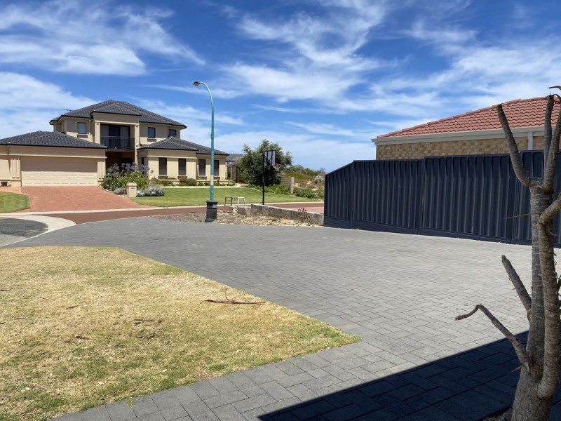 6 Tarwhine Turn, Yanchep WA 6035