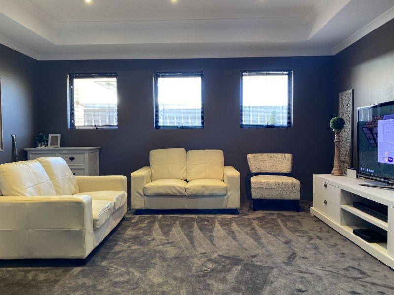 6 Tarwhine Turn, Yanchep WA 6035