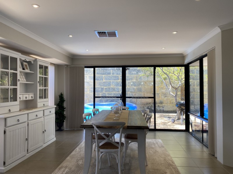 6 Tarwhine Turn, Yanchep WA 6035