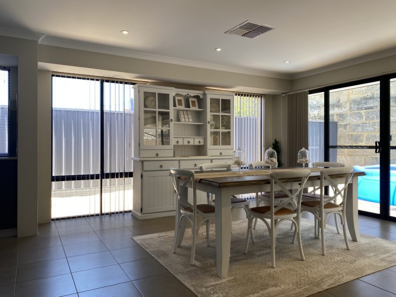 6 Tarwhine Turn, Yanchep WA 6035