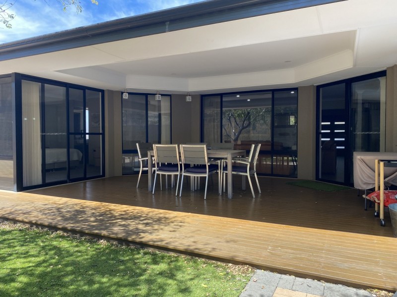 6 Tarwhine Turn, Yanchep WA 6035