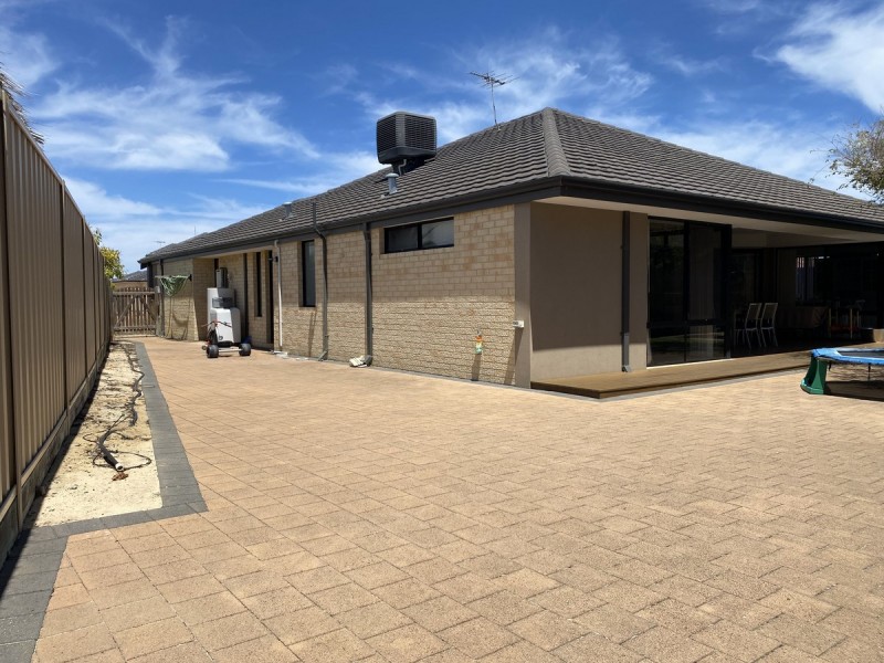 6 Tarwhine Turn, Yanchep WA 6035