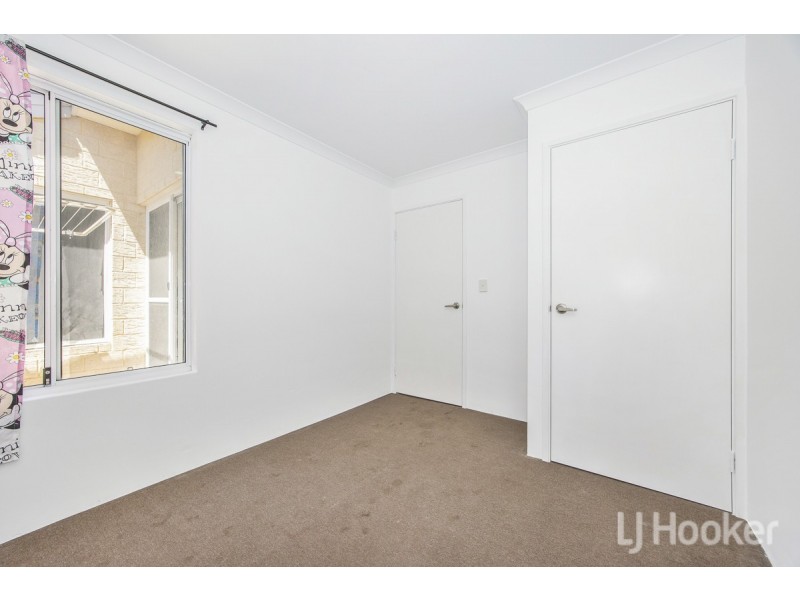 1/4 Tempo Street, Yanchep WA 6035