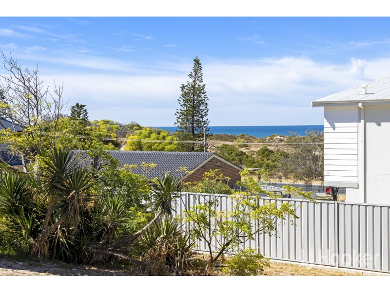 6 Springhill Place, Two Rocks WA 6037