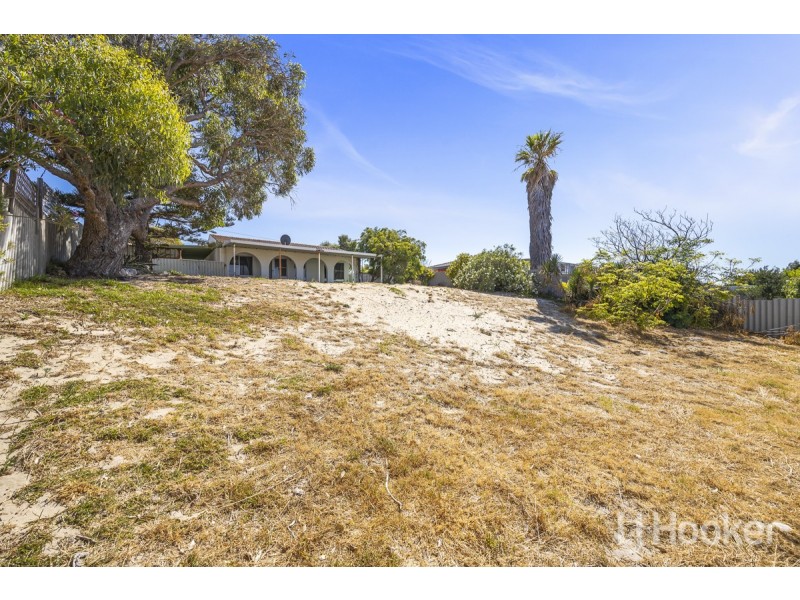 6 Springhill Place, Two Rocks WA 6037