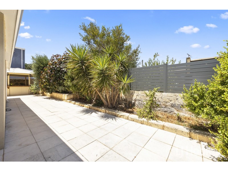 32 Frigate Crescent, Yanchep WA 6035