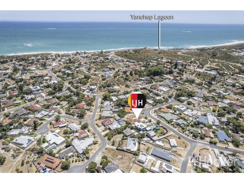 32 Frigate Crescent, Yanchep WA 6035