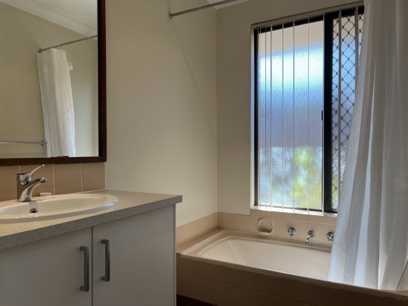 4 Opal Drive, Edgewater WA 6027