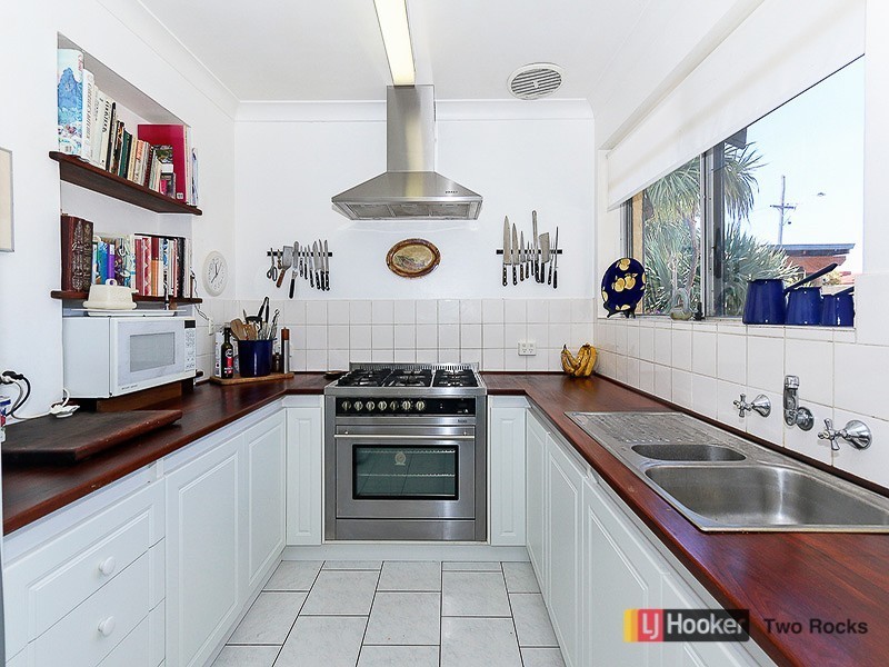 122 Cassilda Way, Two Rocks WA 6037