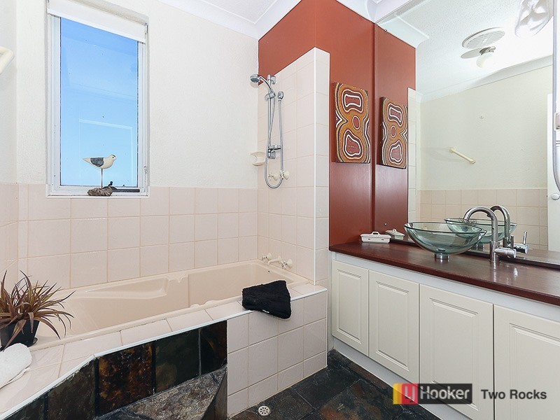 122 Cassilda Way, Two Rocks WA 6037