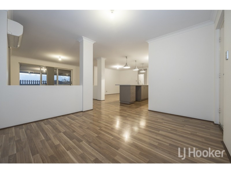 23 Tinsel Street, Yanchep WA 6035