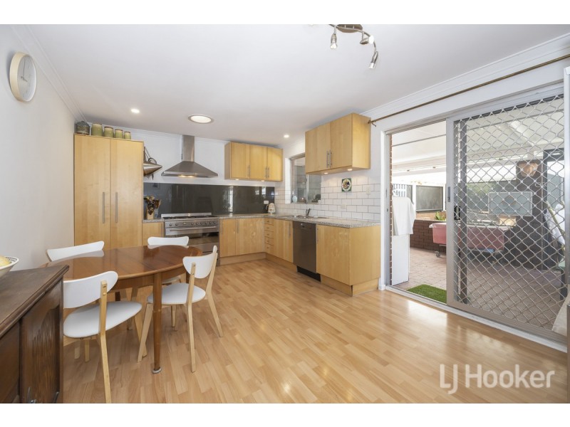 8 Lugger Place, Yanchep WA 6035