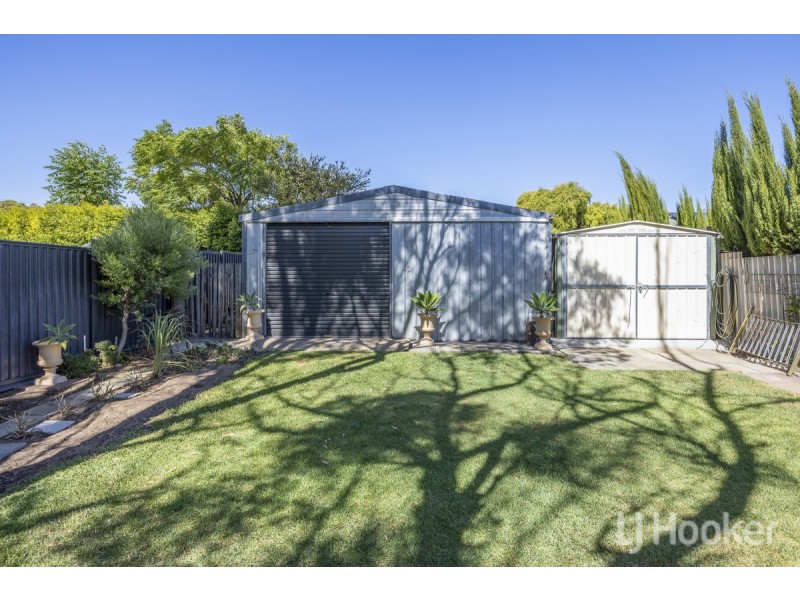 8 Lugger Place, Yanchep WA 6035