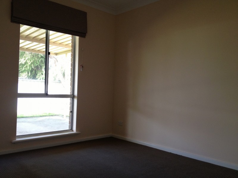 17 Eyre Court, Two Rocks WA 6037