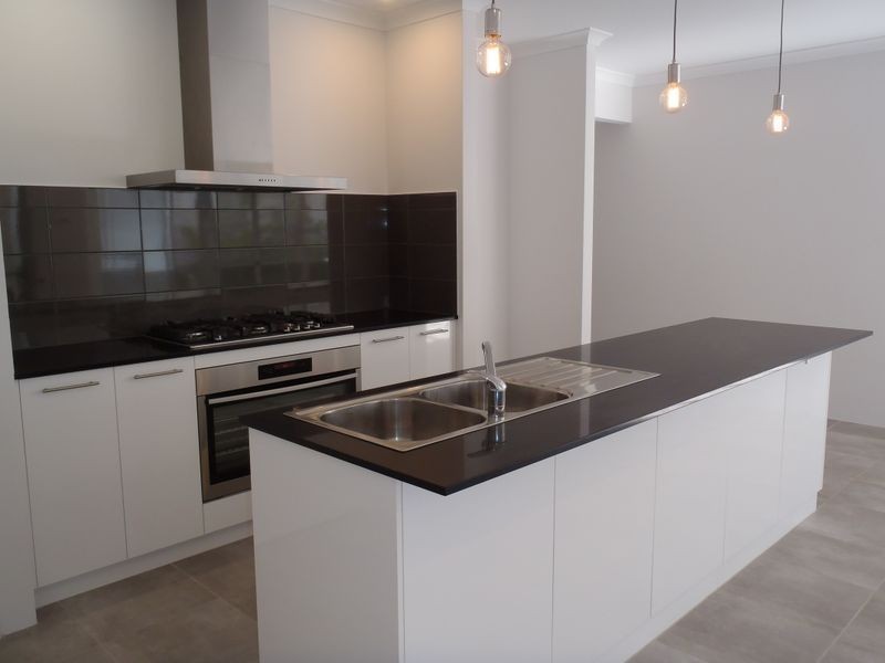 87 Seaside Avenue, Yanchep WA 6035