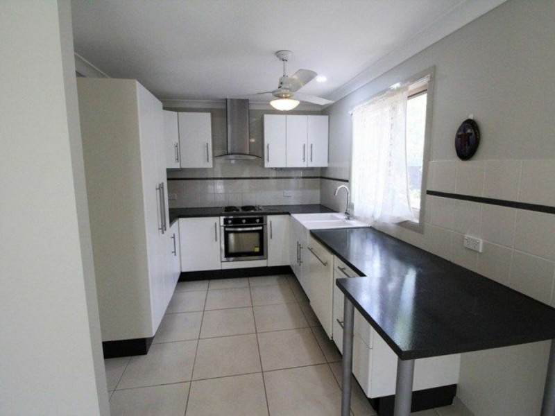 6 Tiller Turn, Yanchep WA 6035