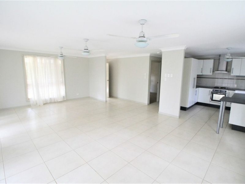 6 Tiller Turn, Yanchep WA 6035