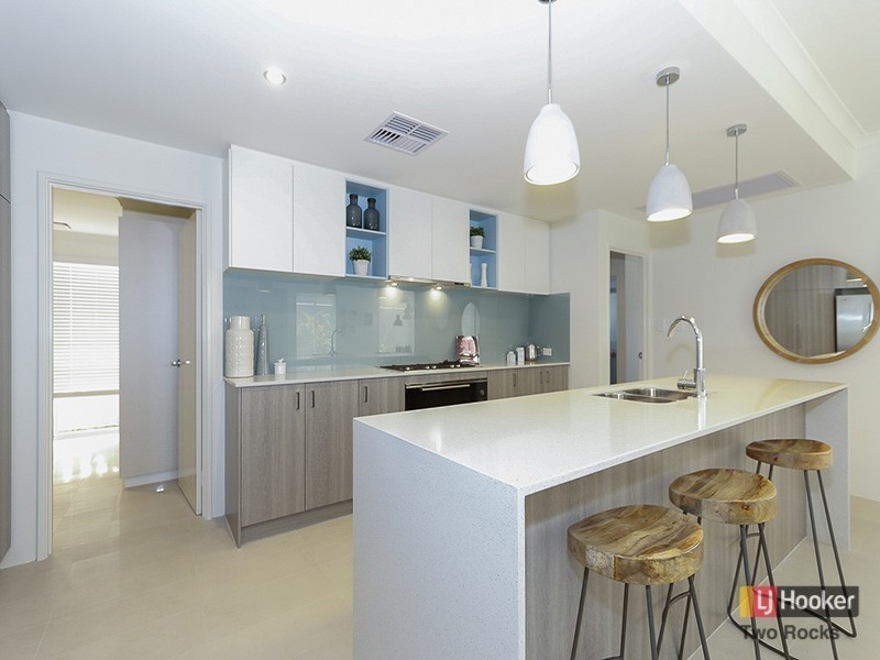 29 Newmarket Parade, Butler WA 6036