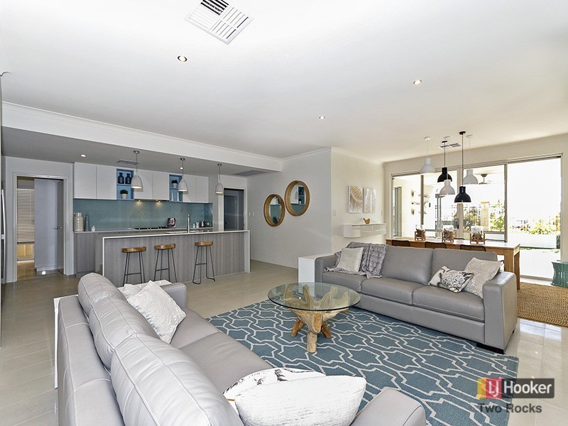 29 Newmarket Parade, Butler WA 6036