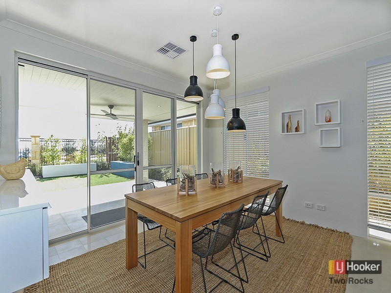 29 Newmarket Parade, Butler WA 6036