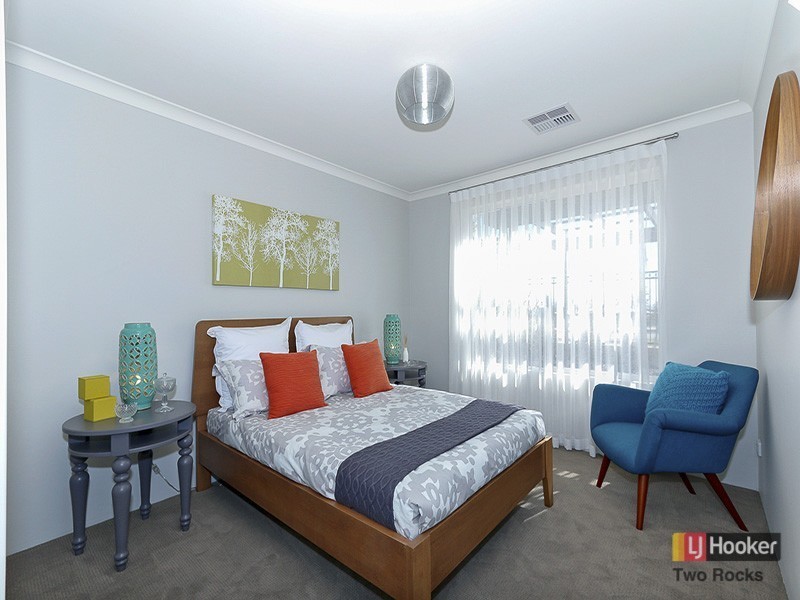 29 Newmarket Parade, Butler WA 6036