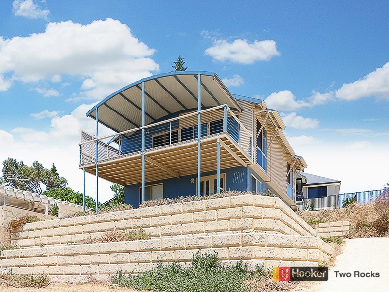 16 Charnwood Avenue, Two Rocks WA 6037