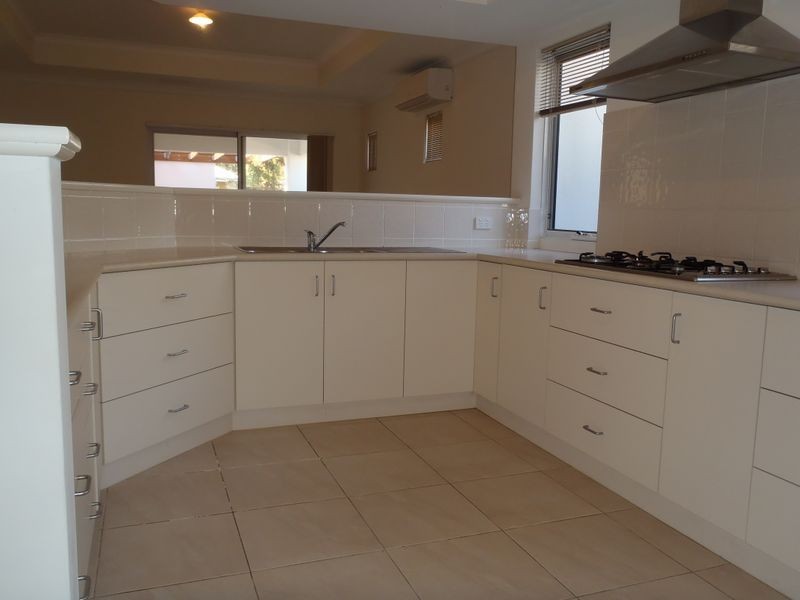 9 Windy Lane, Yanchep WA 6035