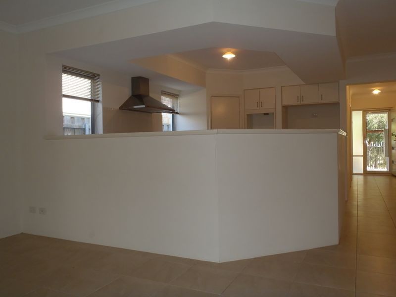 9 Windy Lane, Yanchep WA 6035