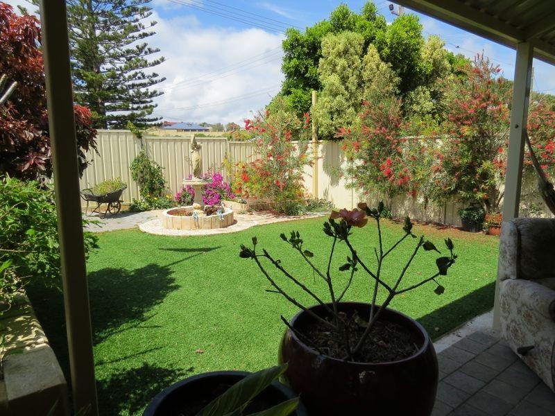 104 Cassilda Way, Two Rocks WA 6037