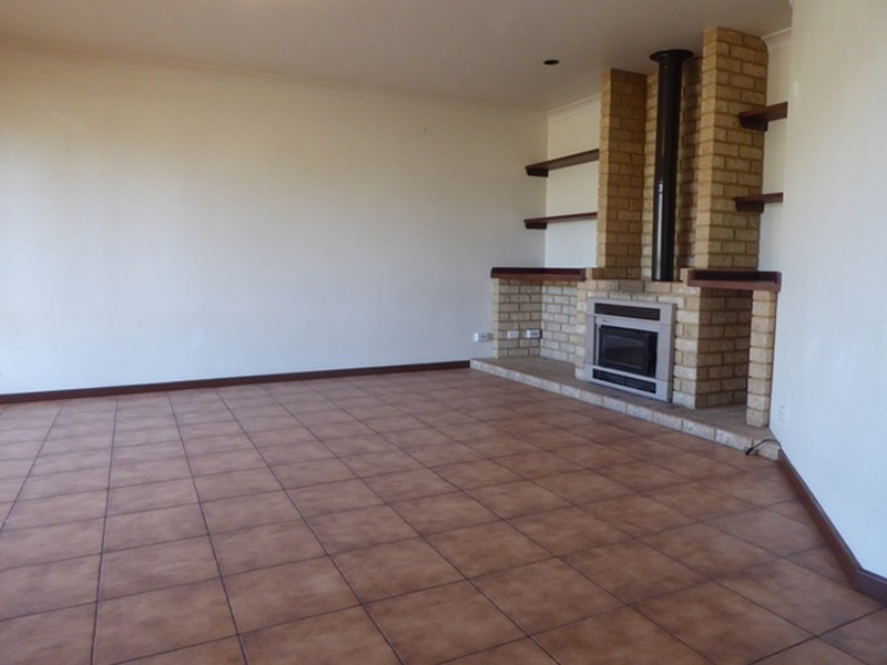 2 Schooner Place, Yanchep WA 6035