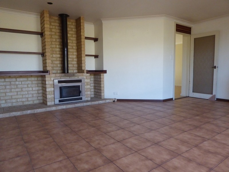 2 Schooner Place, Yanchep WA 6035