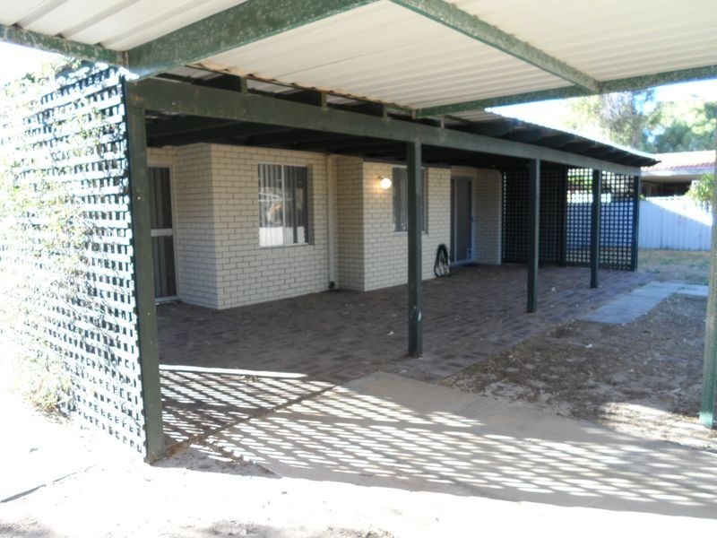 35 Weatherley Drive, Two Rocks WA 6037