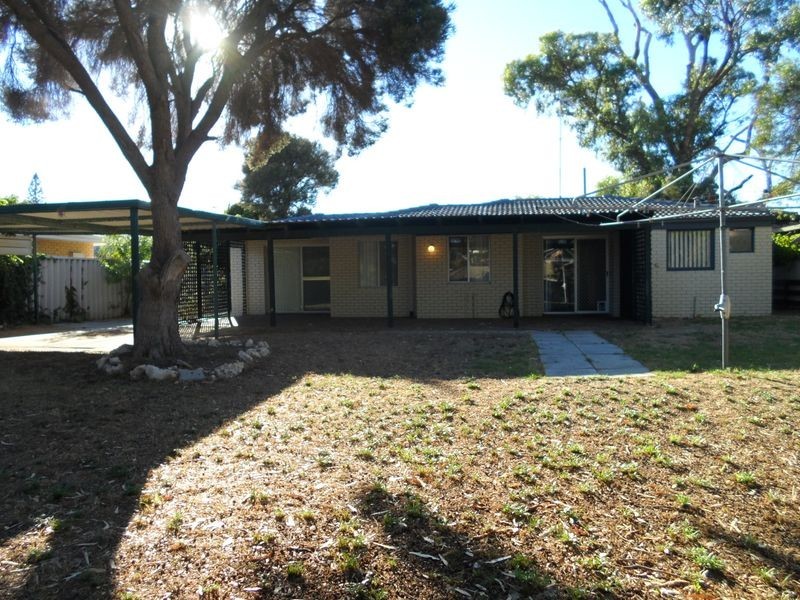 35 Weatherley Drive, Two Rocks WA 6037
