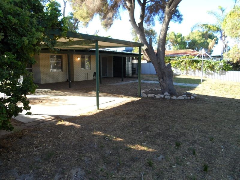 35 Weatherley Drive, Two Rocks WA 6037