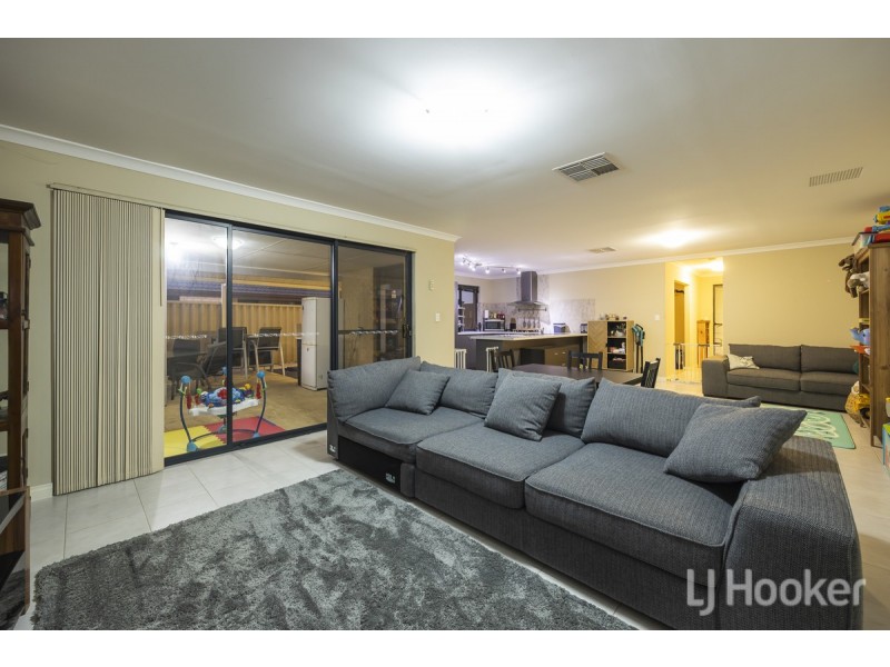 36 Tobermory Crescent, Butler WA 6036