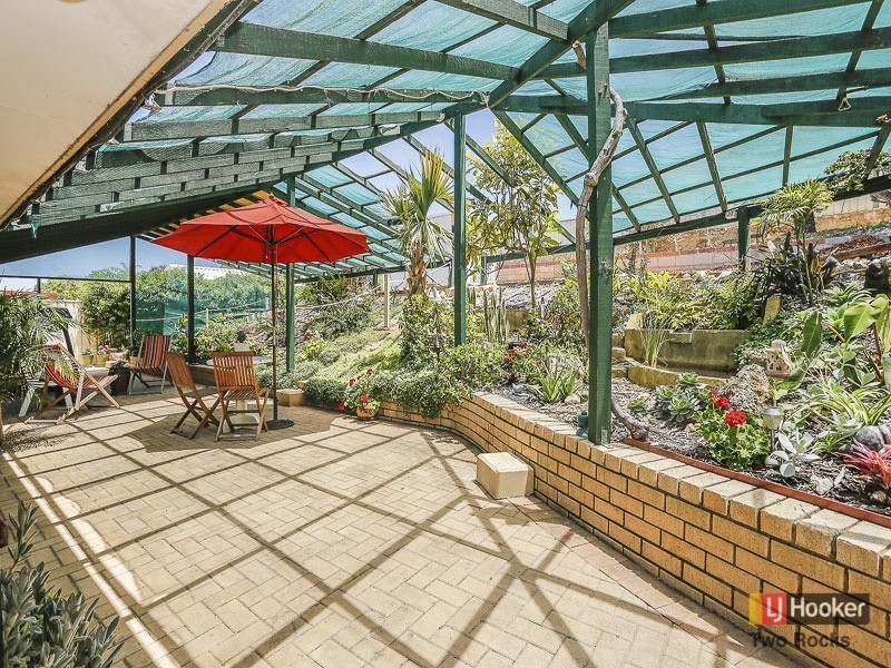 28 Galatea Grove, Two Rocks WA 6037