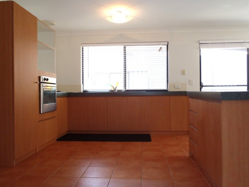 38 Lady Lindsay Cove, Yanchep WA 6035