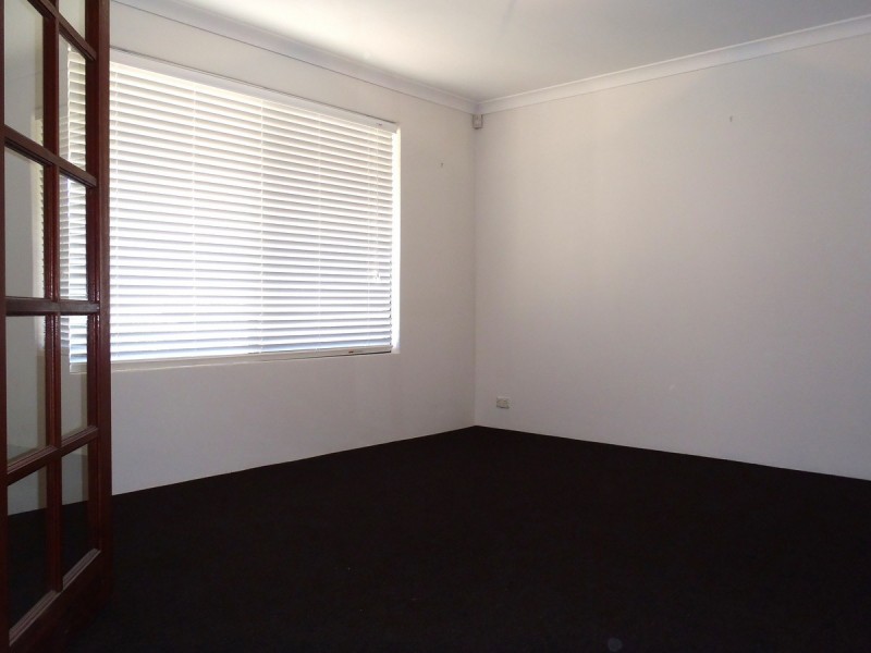 38 Lady Lindsay Cove, Yanchep WA 6035