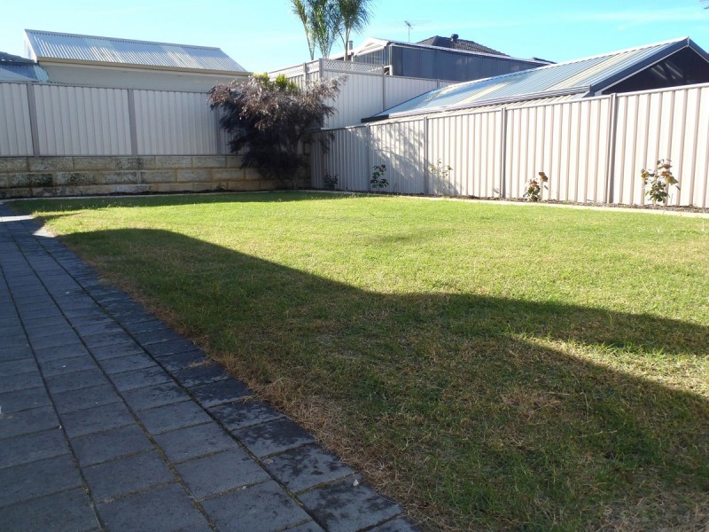 38 Lady Lindsay Cove, Yanchep WA 6035