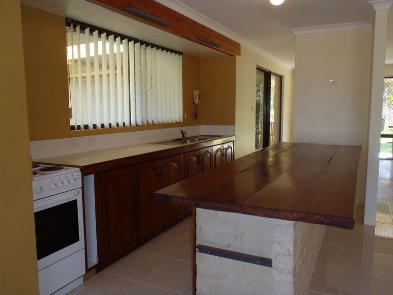 5 Candler Way, Two Rocks WA 6037