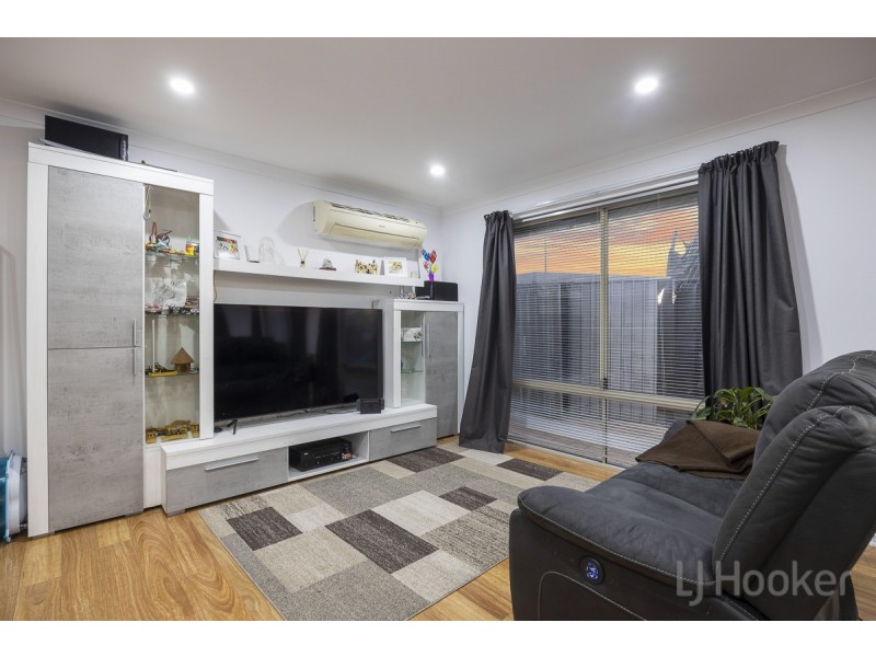 54 Billericay Circuit, Butler WA 6036