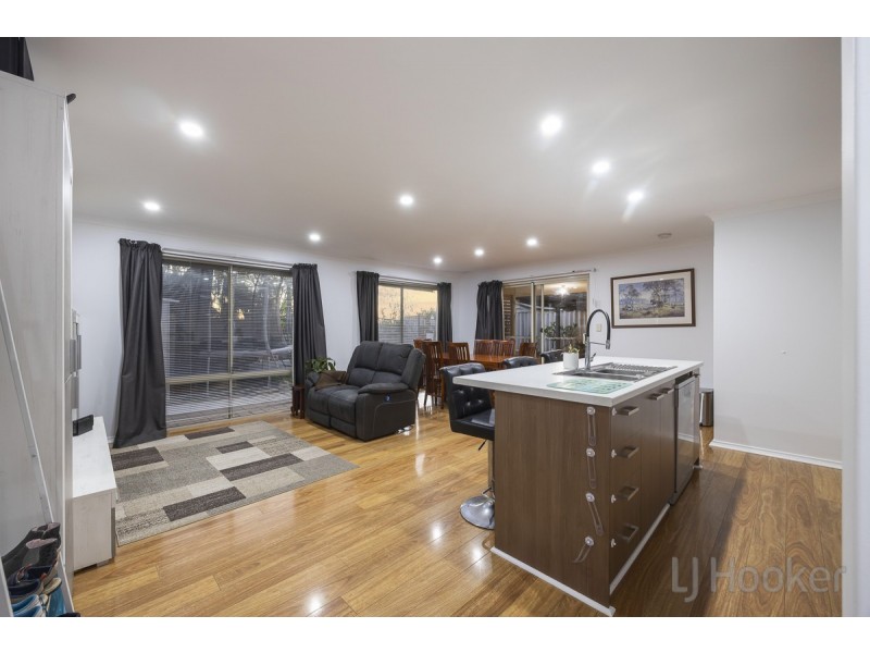 54 Billericay Circuit, Butler WA 6036