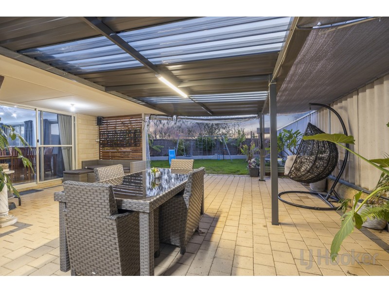 54 Billericay Circuit, Butler WA 6036