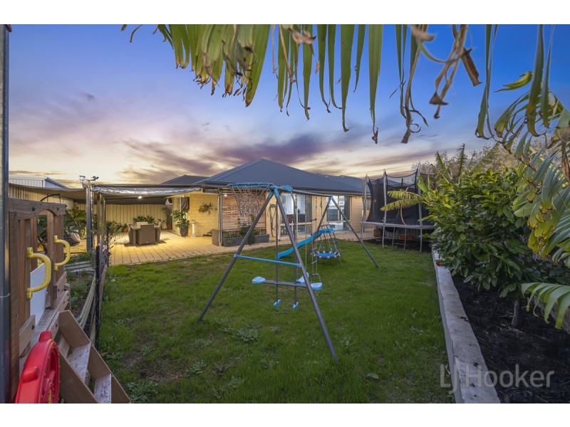 54 Billericay Circuit, Butler WA 6036