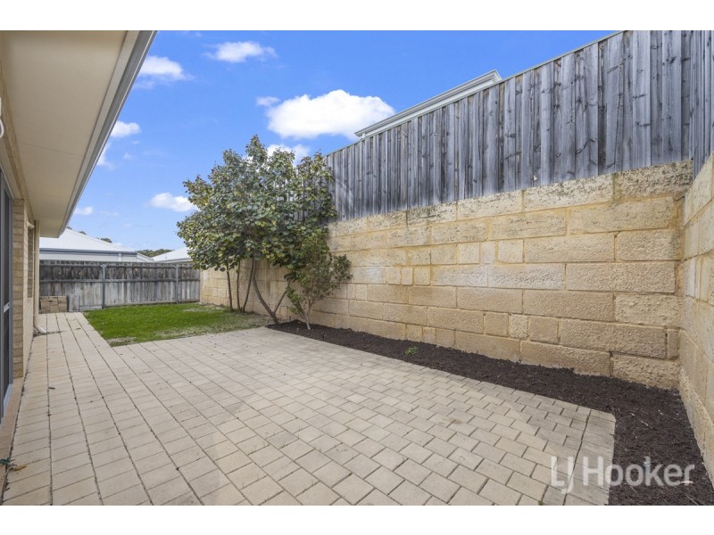 117 Lindsay Beach Boulevard, Yanchep WA 6035