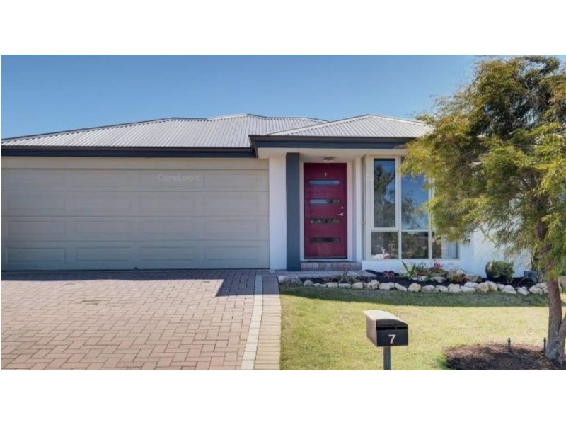 7 Avon Road, Yanchep WA 6035