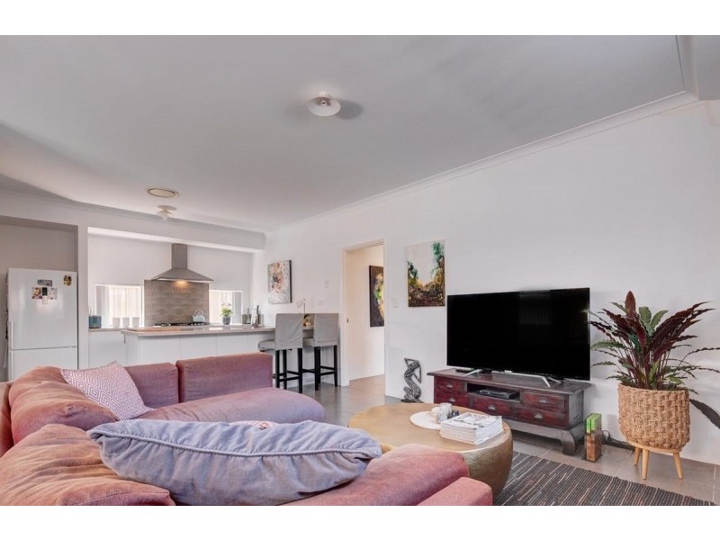 7 Avon Road, Yanchep WA 6035